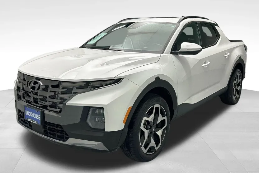2024 Hyundai Santa Cruz Limited photo 1