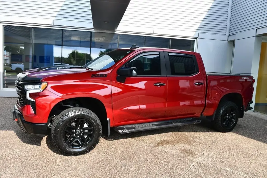 2023 Chevrolet Silverado 1500 LT Trail Boss photo 1