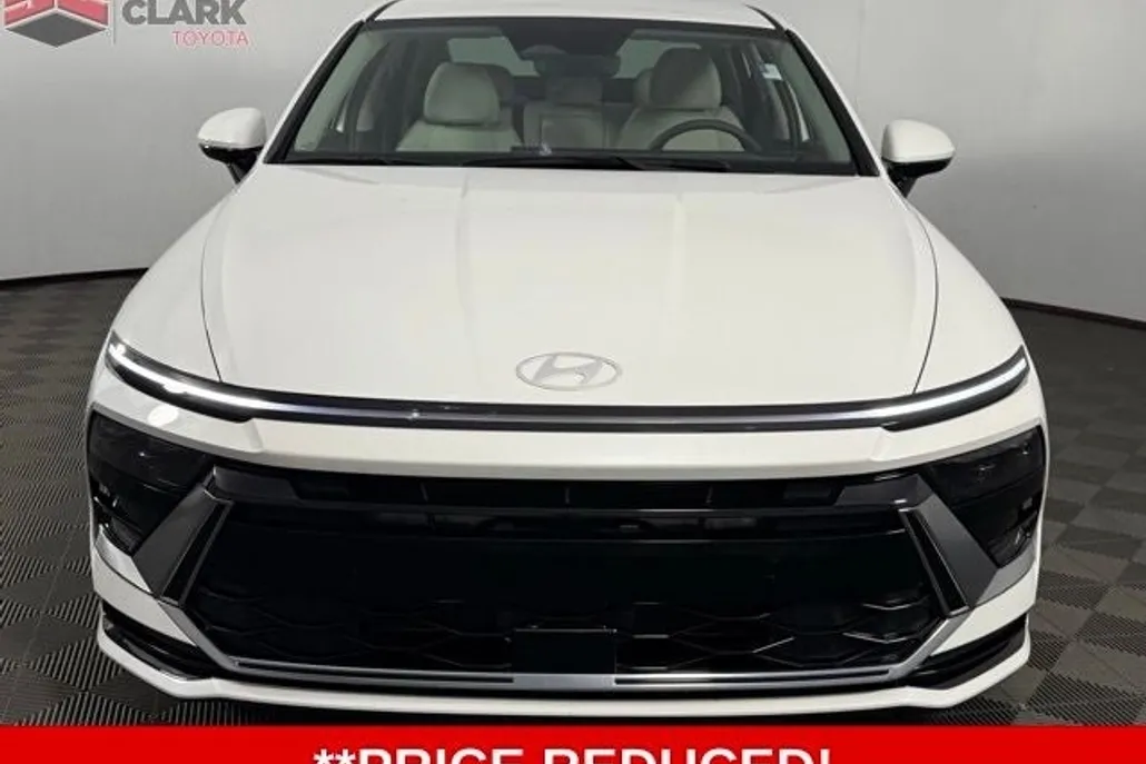 2024 Hyundai Sonata SEL photo 1