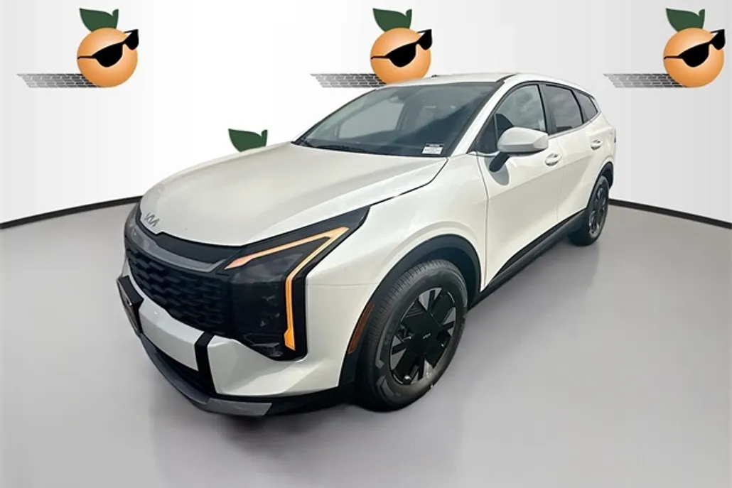 2026 Kia Sportage Hybrid LX photo 1