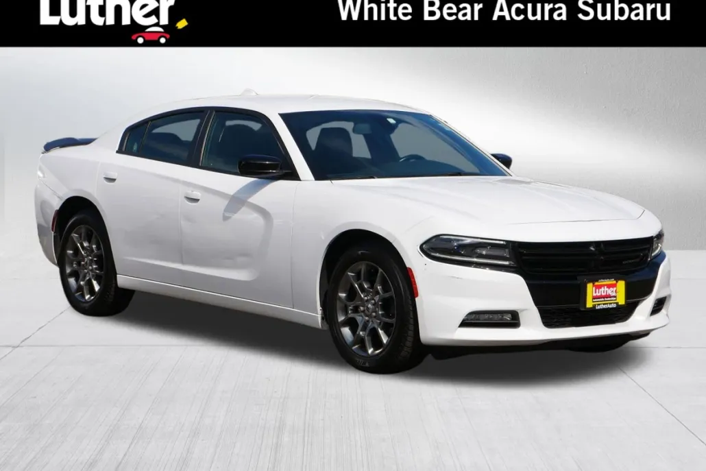 2017 Dodge Charger SXT photo 1