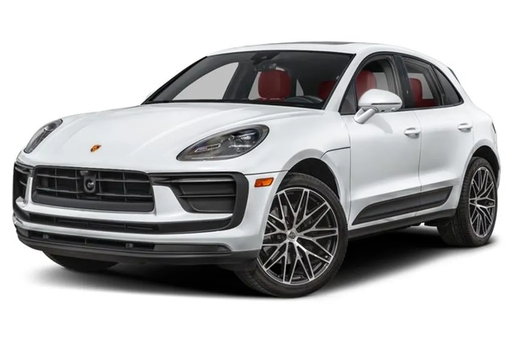 2026 Porsche Macan T photo 1