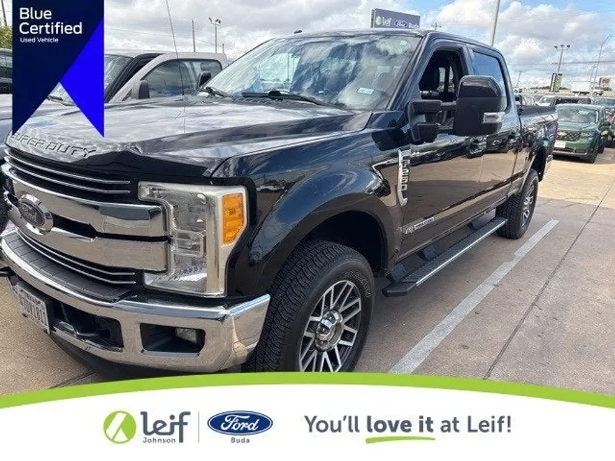 2017 Ford F-250 Lariat photo 1