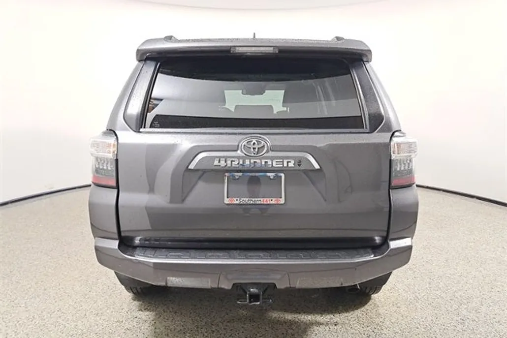 2021 Toyota 4Runner SR5 Premium photo 1