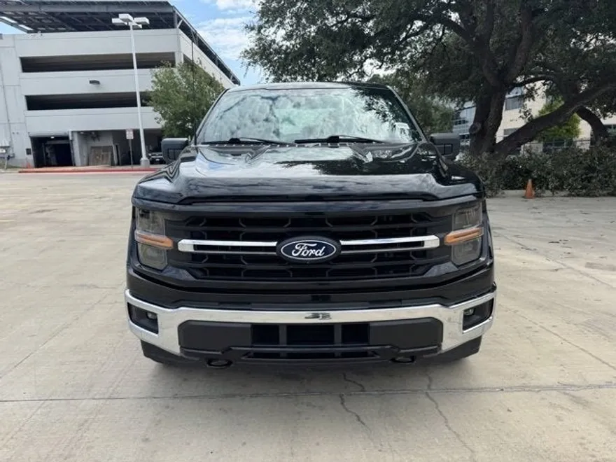 2024 Ford F-150 XLT photo 1