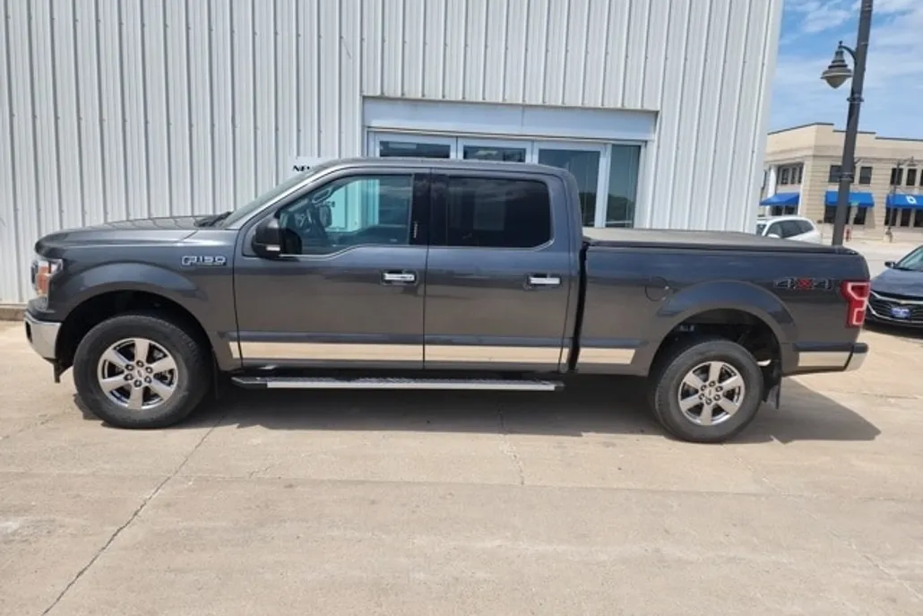 2018 Ford F-150 XLT photo 1