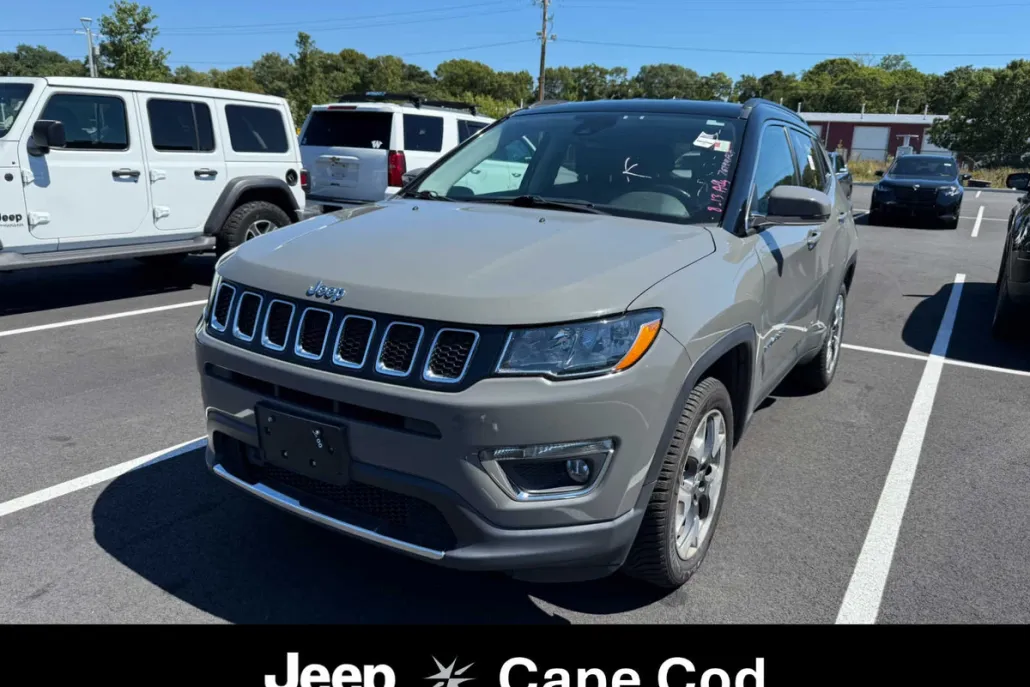 2021 Jeep Compass Limited photo 1