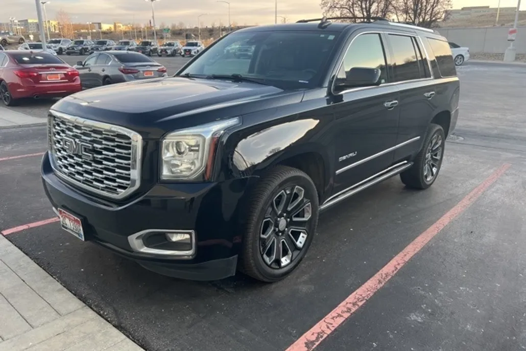 2020 Gmc Yukon Denali photo 1