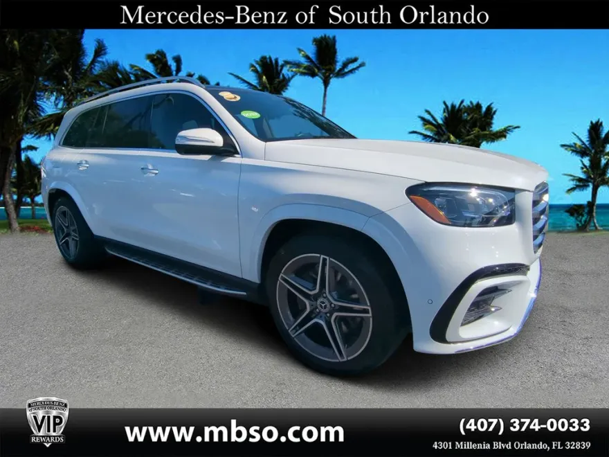 2025 Mercedes Benz GLS 450 4MATIC photo 1