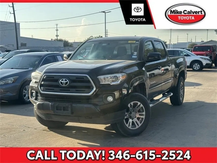 2016 Toyota Tacoma SR5 V6 photo 1