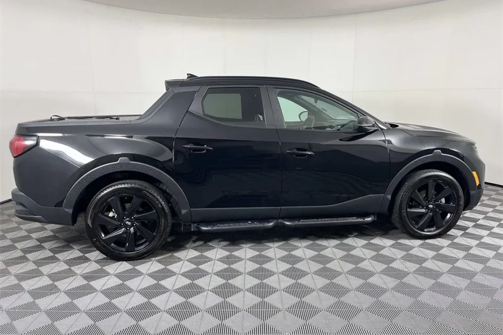 2023 Hyundai Santa Cruz Night photo 1