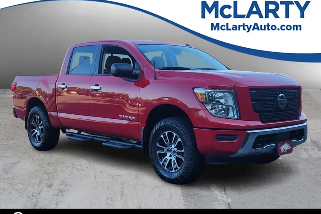 2021 Nissan Titan SV photo 1