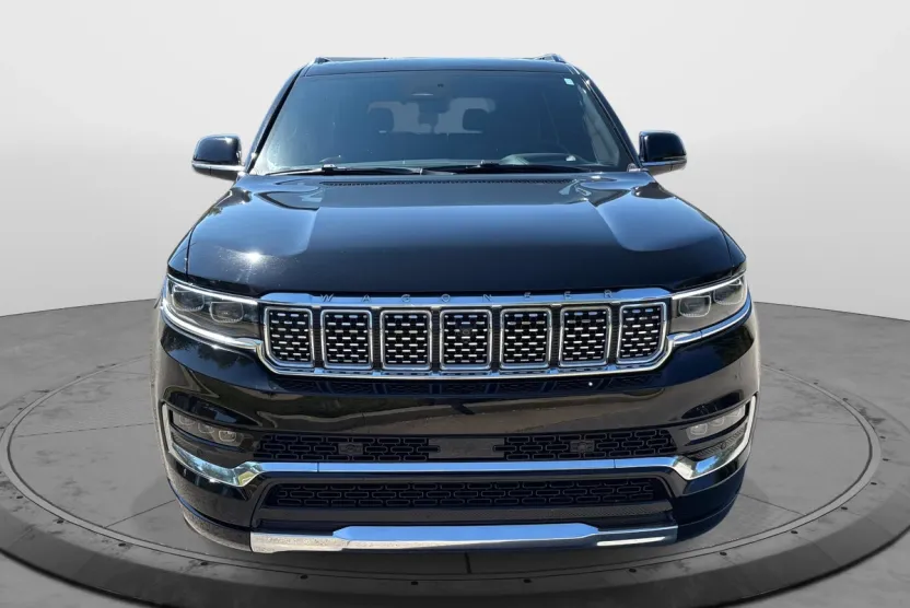 2023 Jeep Grand Wagoneer II photo 1
