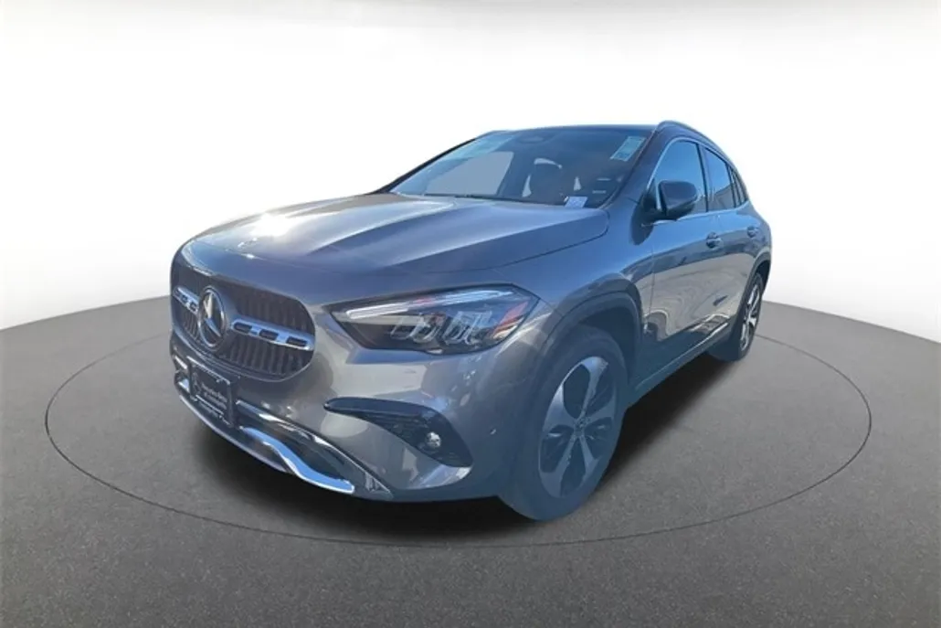 2025 Mercedes Benz GLA 250 4MATIC photo 1