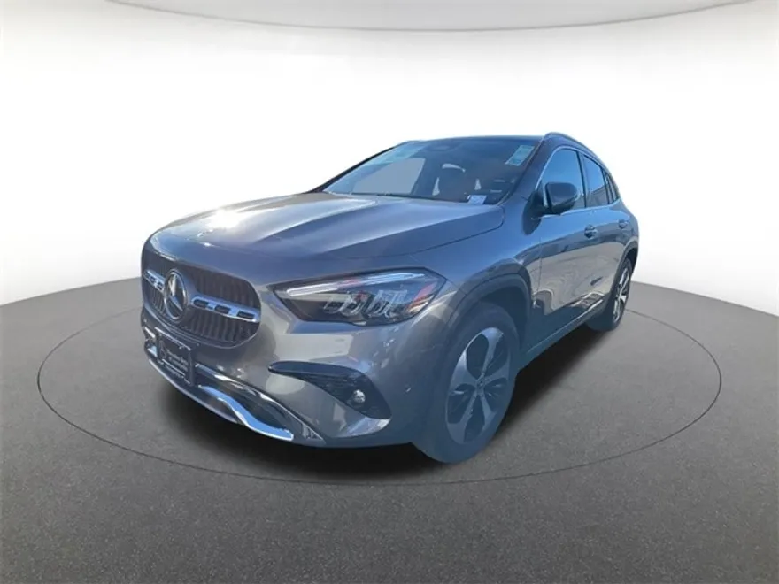 2025 Mercedes Benz GLA 250 4MATIC photo 1