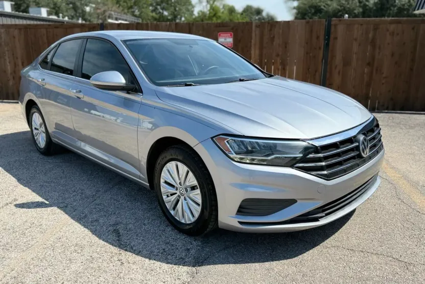2020 Volkswagen Jetta 1.4T photo 1