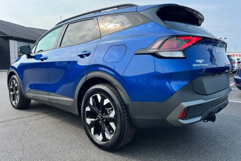 2023 Kia Sportage X-Line photo 1