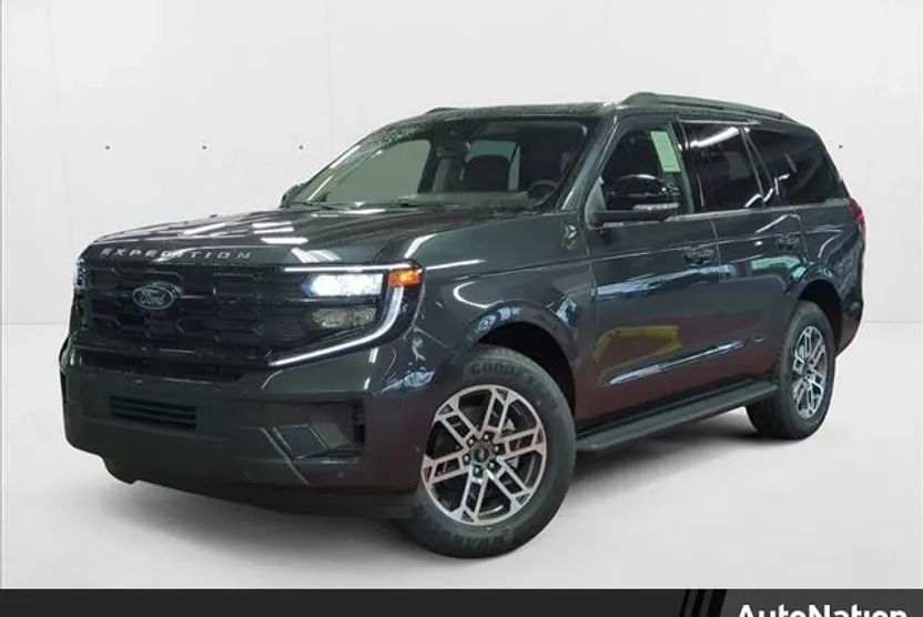2025 Ford Expedition photo 1