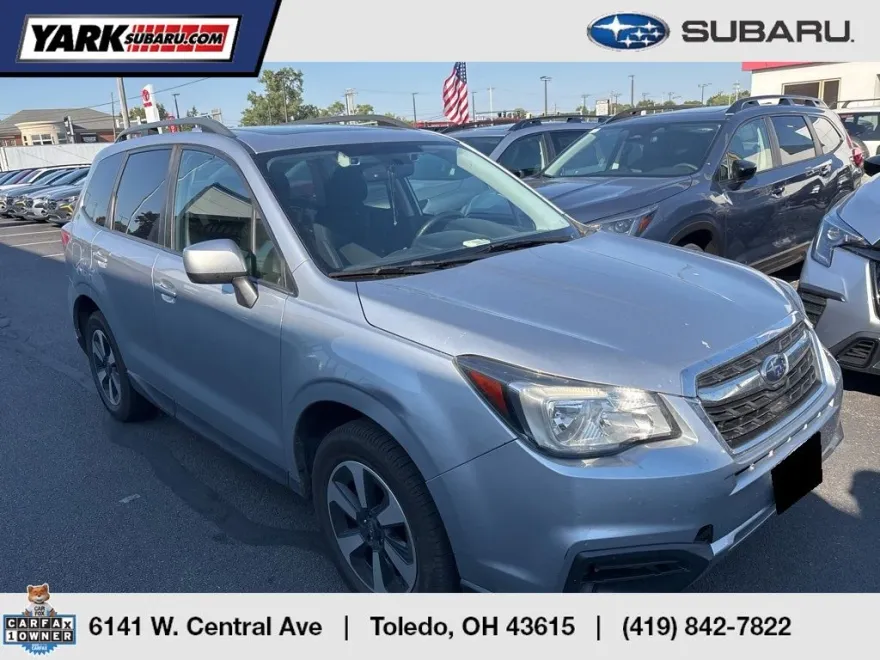 2017 Subaru Forester Premium photo 1