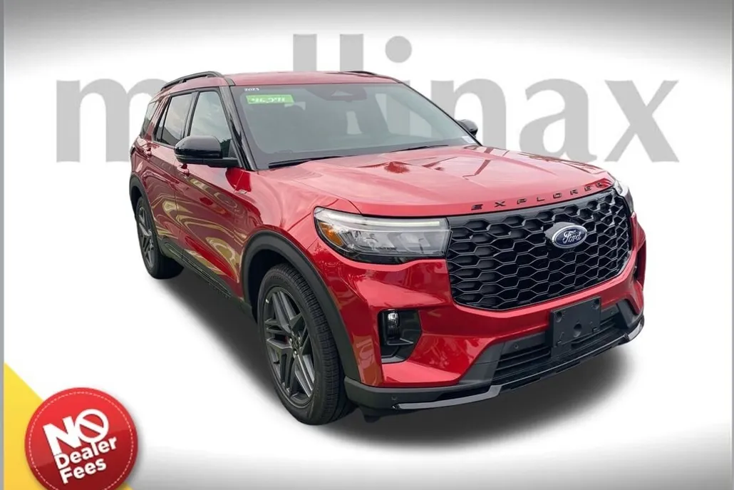 2025 Ford Explorer ST-Line photo 1
