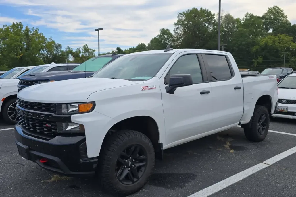 2022 Chevrolet Silverado 1500 Custom Trail Boss photo 1