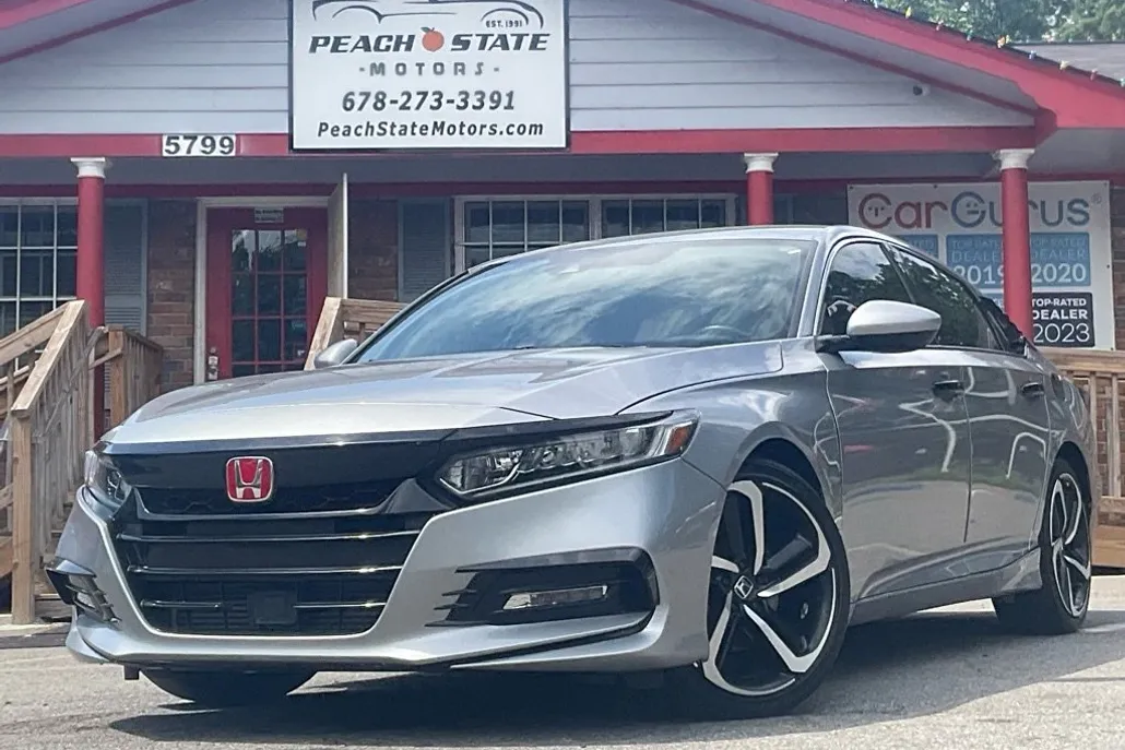2018 Honda Accord Sport photo 1