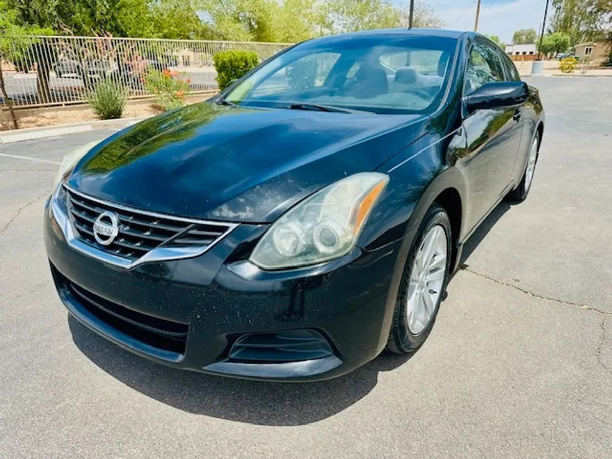 2013 Nissan Altima 2.5 S photo 1