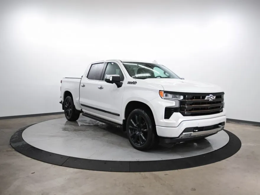 2022 Chevrolet Silverado 1500 High Country photo 1