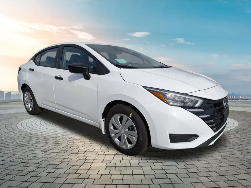2025 Nissan Versa S photo 1