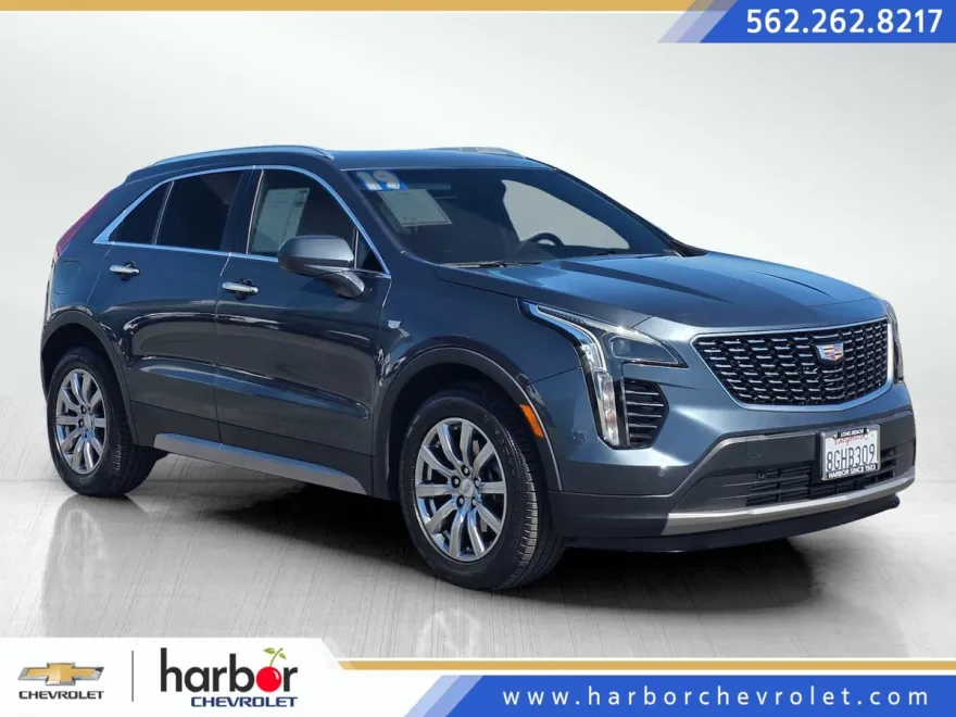 2019 Cadillac XT4 Premium Luxury photo 1