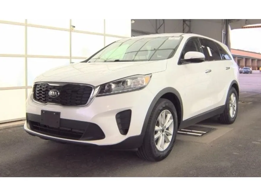 2019 Kia Sorento LX photo 1