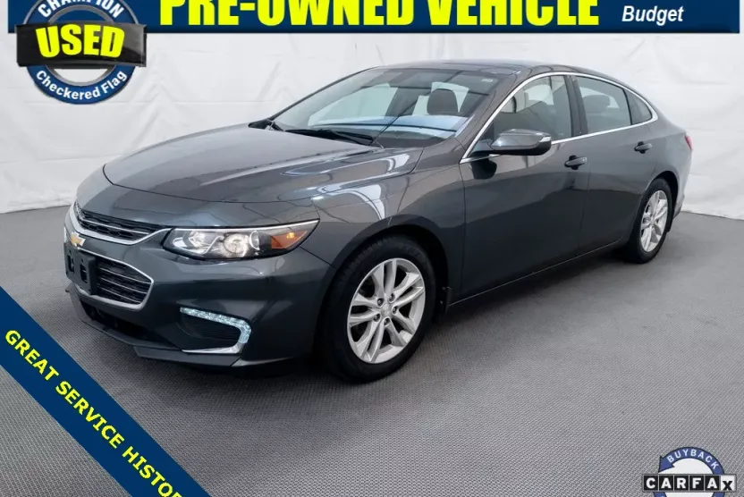 2017 Chevrolet Malibu 1LT photo 1