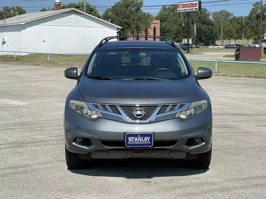 2014 Nissan Murano LE photo 1