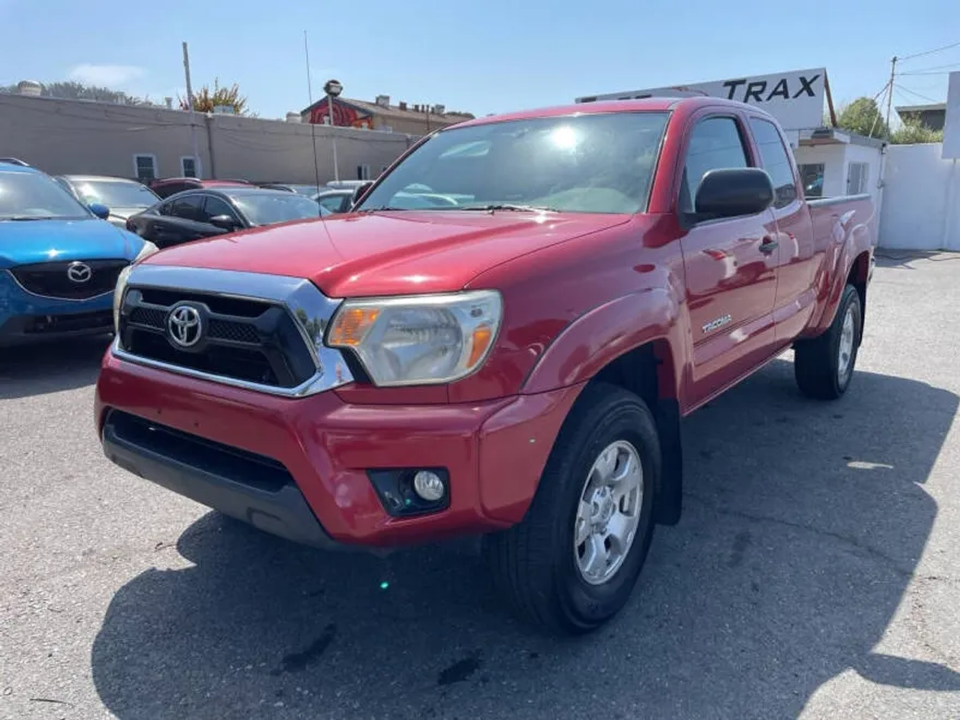 2013 Toyota Tacoma V6 4x4 Access Cab photo 1