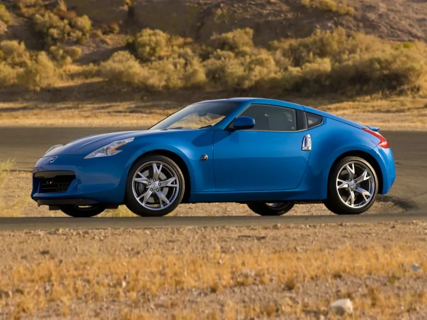 2010 Nissan 370Z Touring photo 1