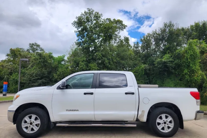 2010 Toyota Tundra Grade photo 1