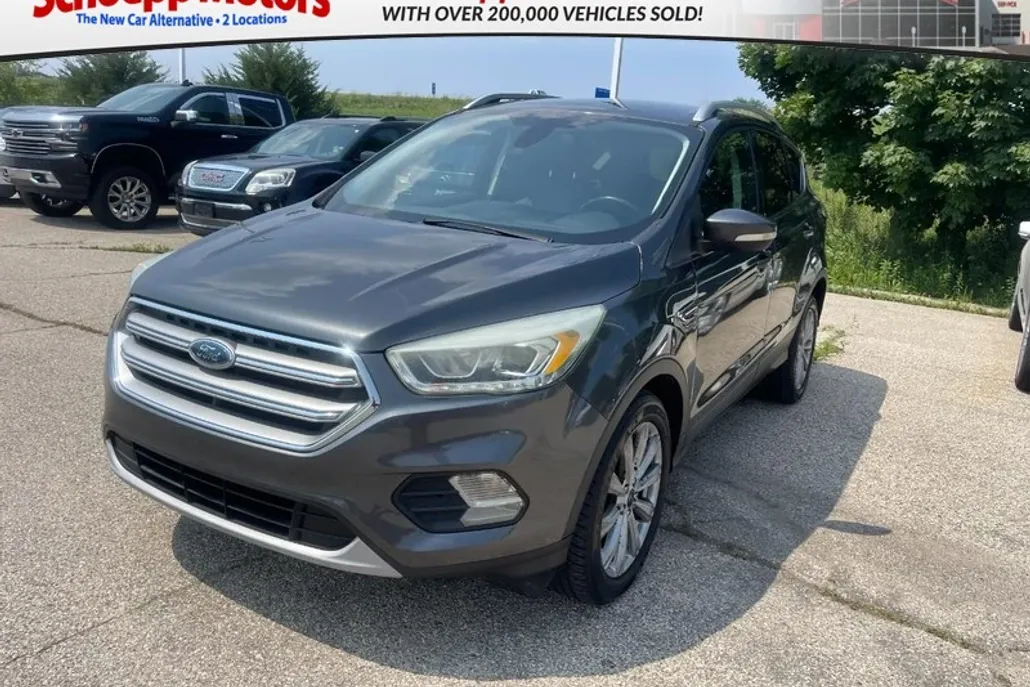 2017 Ford Escape Titanium photo 1