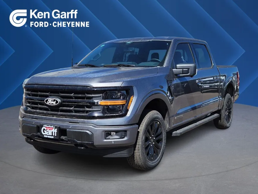 2025 Ford F-150 XLT photo 1