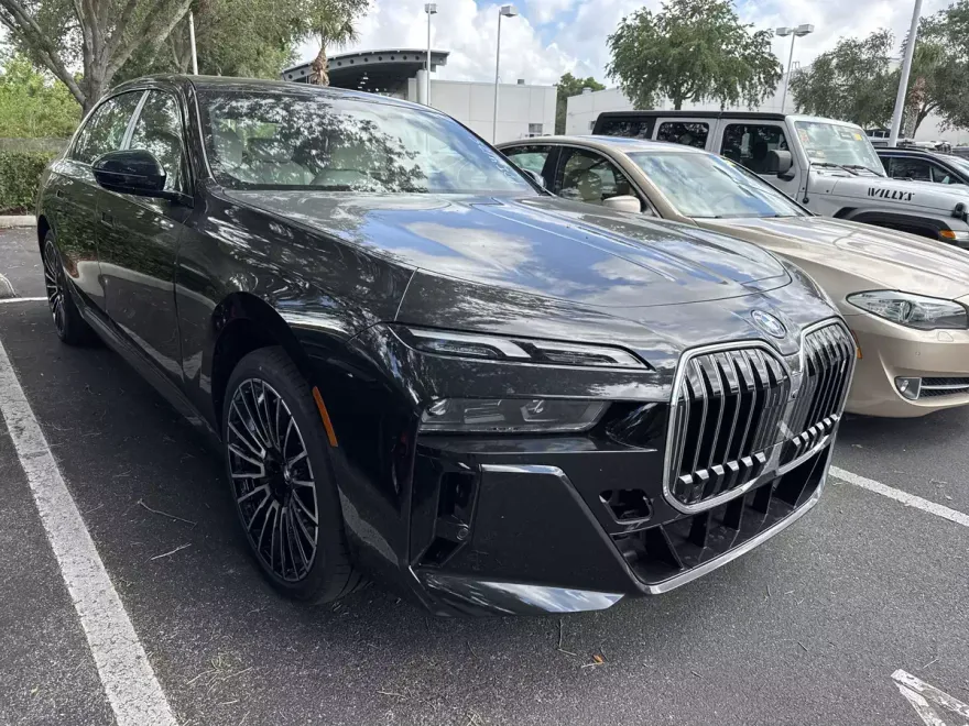 2025 Bmw i7 eDrive50 photo 1
