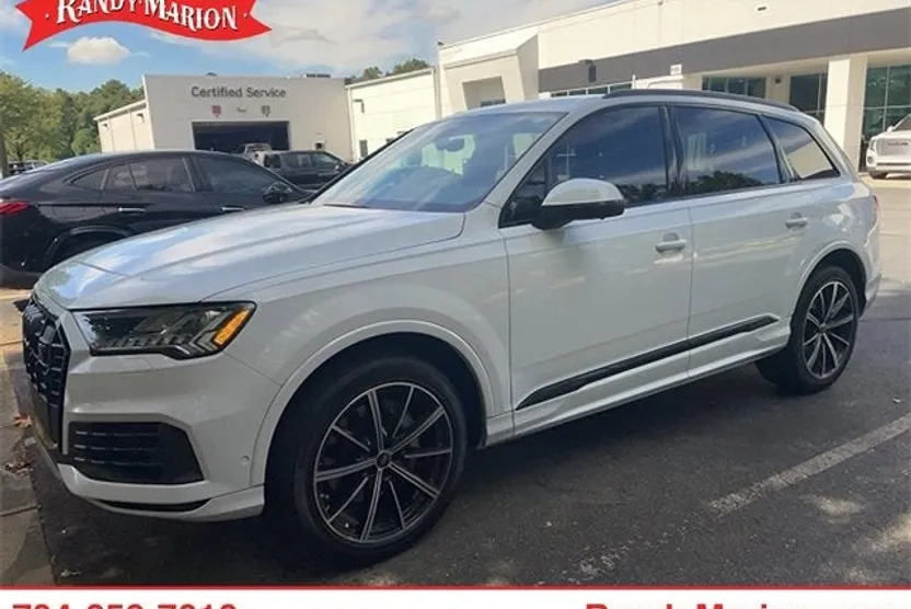 2023 Audi Q7 Premium Plus photo 1