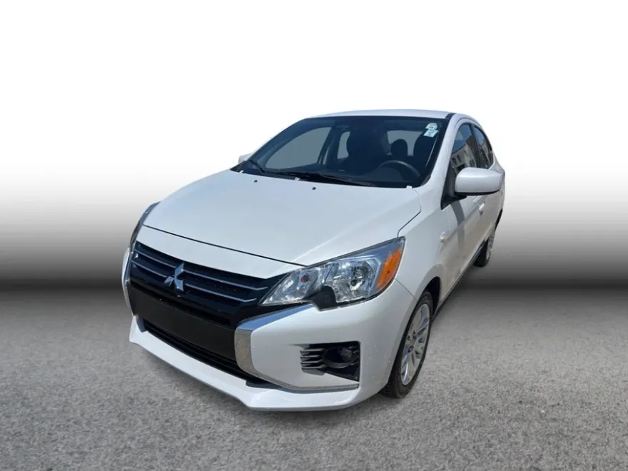 2024 Mitsubishi Mirage G4 LE photo 1