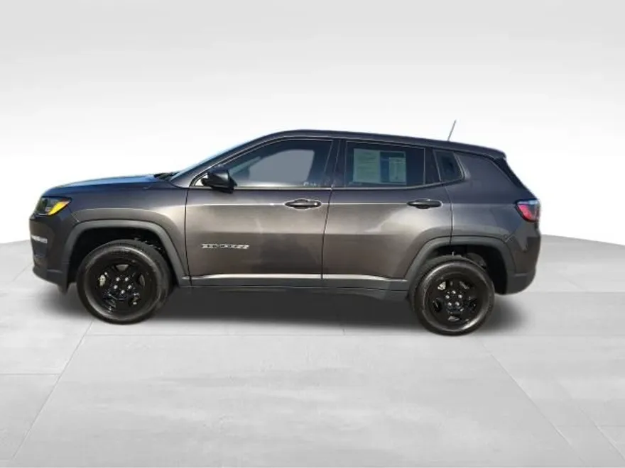2021 Jeep Compass Sport photo 1