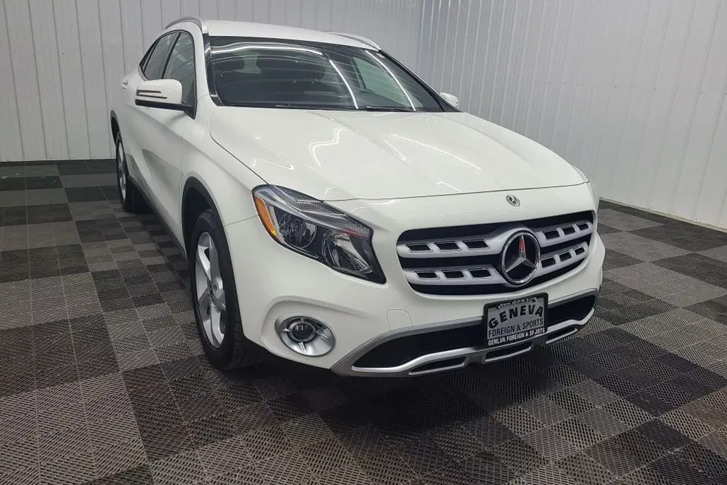 2018 Mercedes Benz GLA 250 4MATIC photo 1