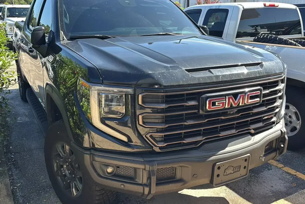 2024 Gmc Sierra 1500 AT4X photo 1