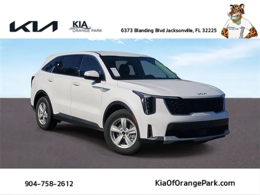 2025 Kia Sorento LX photo 1