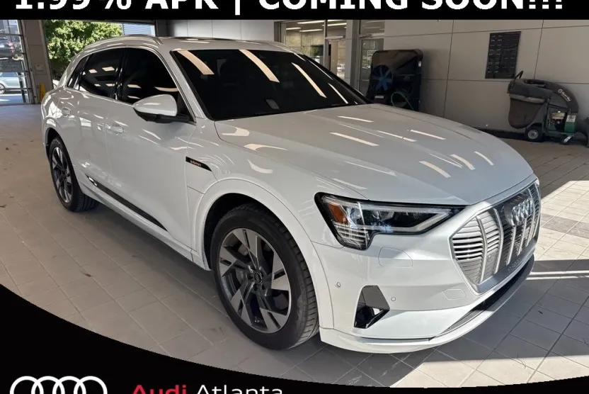 2023 Audi e-tron Premium Plus photo 1