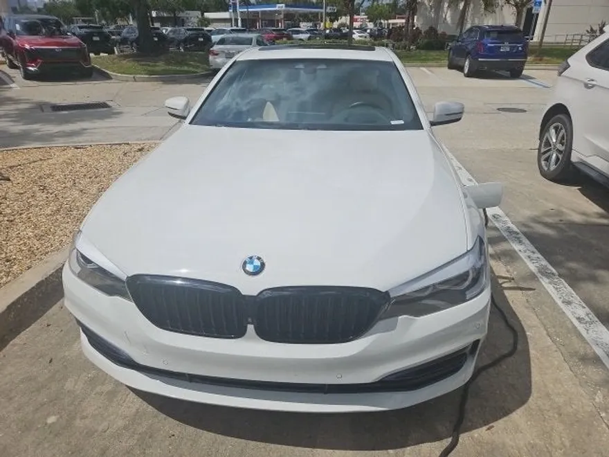 2020 Bmw 530e Sedan photo 1