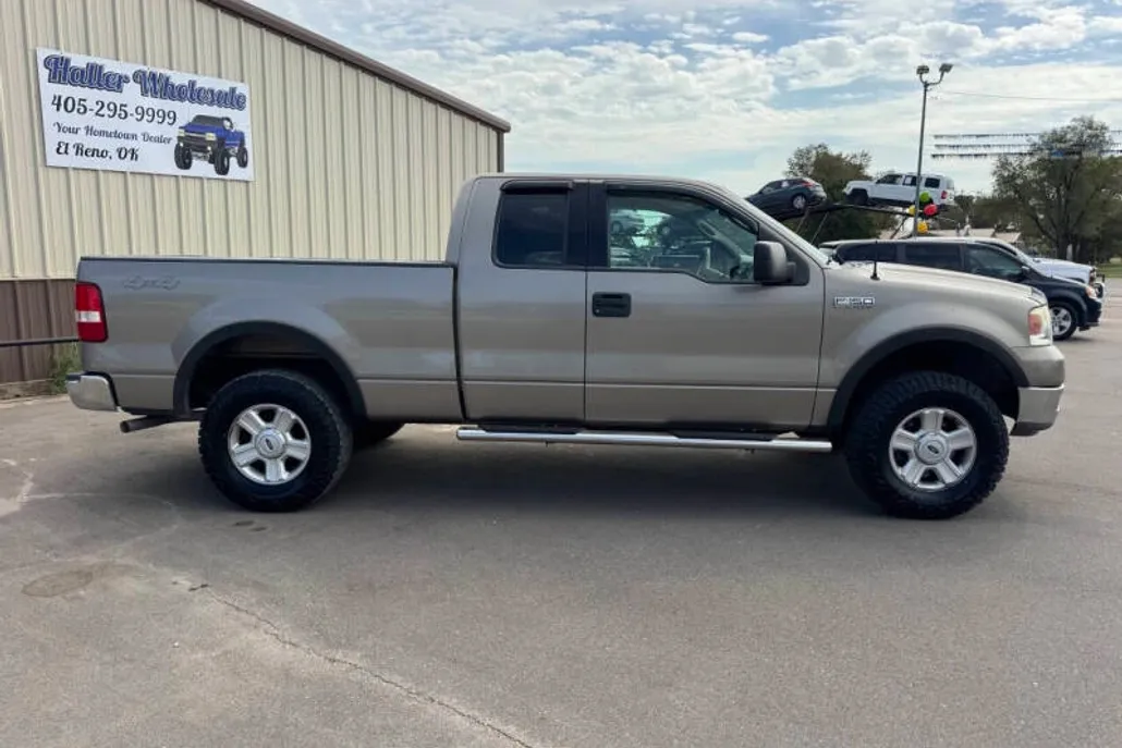 2004 Ford F-150 XL photo 1