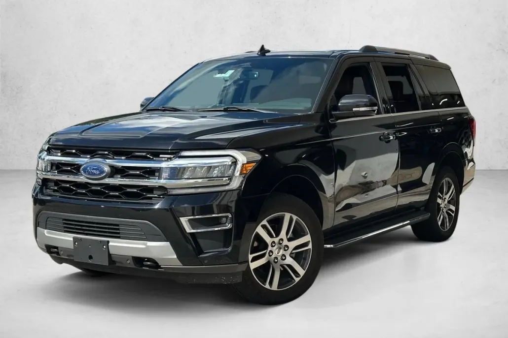 2022 Ford Expedition Limited photo 1