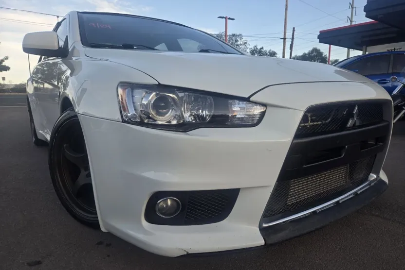 2014 Mitsubishi Lancer Evolution MR photo 1
